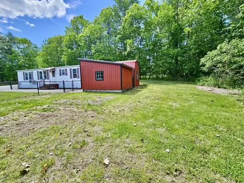 4 Crestview Drive Lewiston ME 04240
