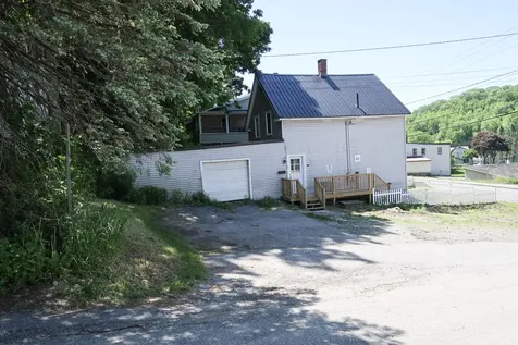 2 Debras Place Augusta ME 04330