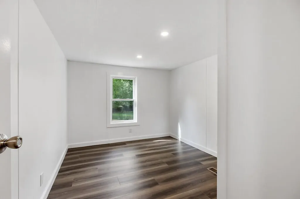 218 Hebron Road Oxford ME 04270