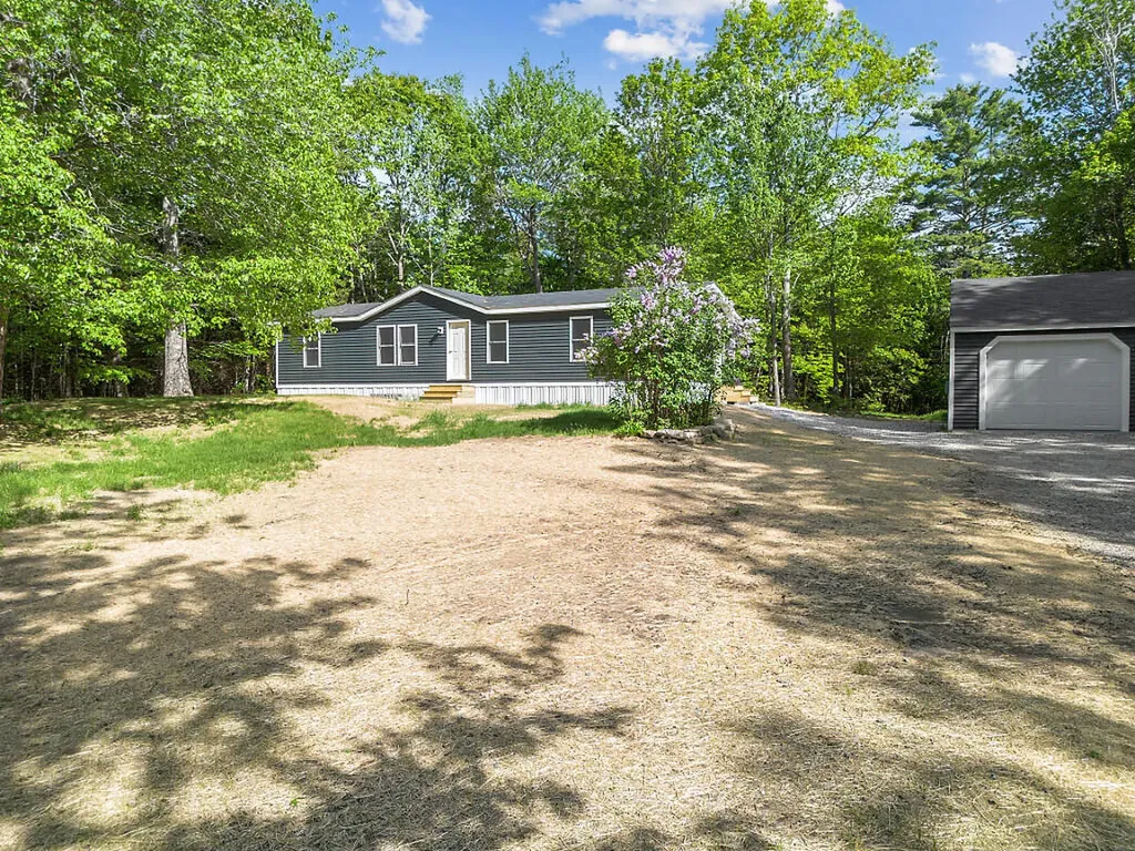 218 Hebron Road Oxford ME 04270