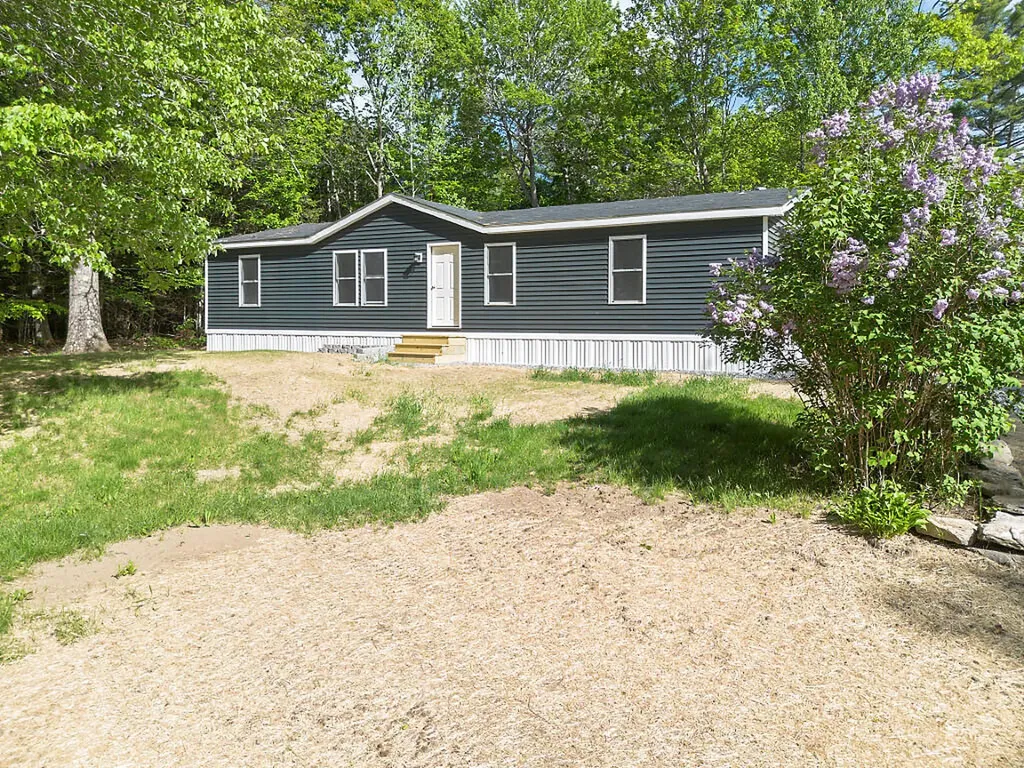 218 Hebron Road Oxford ME 04270
