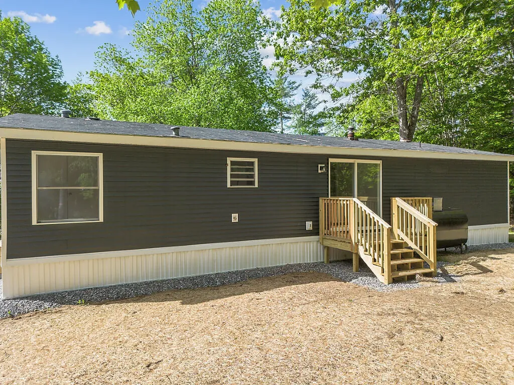 218 Hebron Road Oxford ME 04270