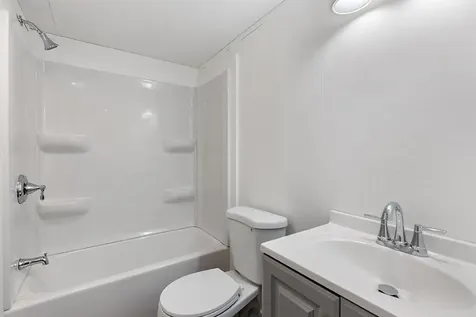 218 Hebron Road Oxford ME 04270
