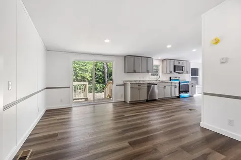 218 Hebron Road Oxford ME 04270
