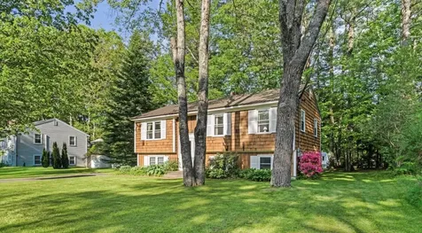 57 Barrows Drive Topsham ME 04086
