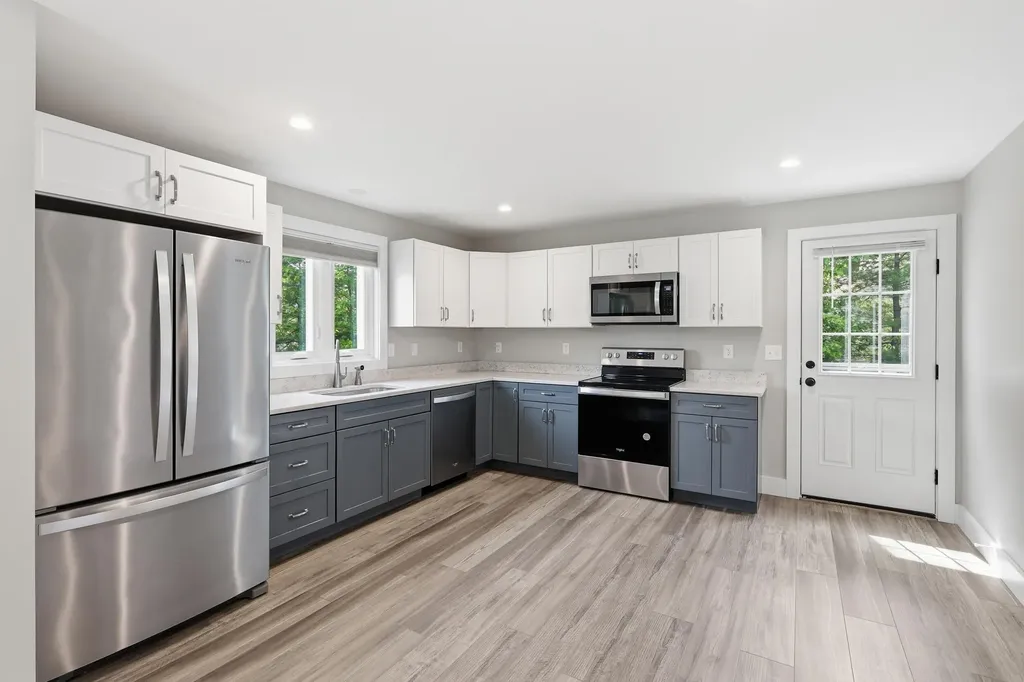 102 Shadagee Road Saco ME 04072