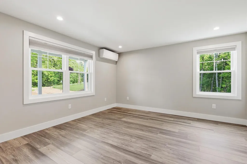 102 Shadagee Road Saco ME 04072