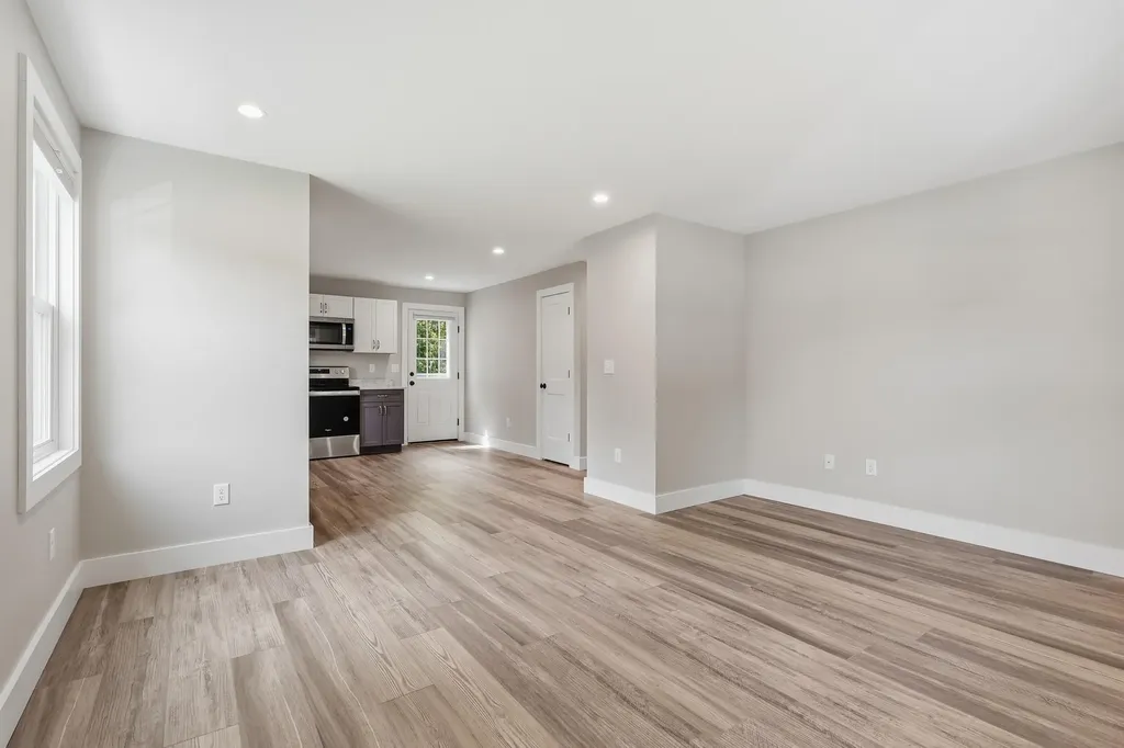 102 Shadagee Road Saco ME 04072