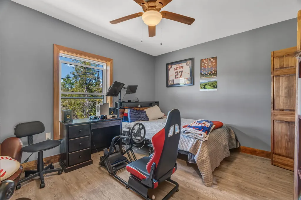 49 Tannery Loop Road Amherst ME 04605
