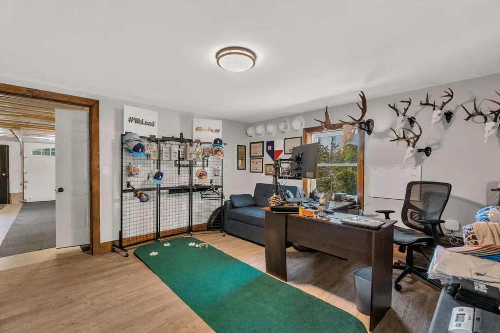 49 Tannery Loop Road Amherst ME 04605