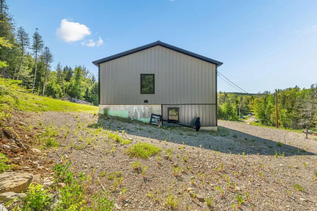 49 Tannery Loop Road Amherst ME 04605