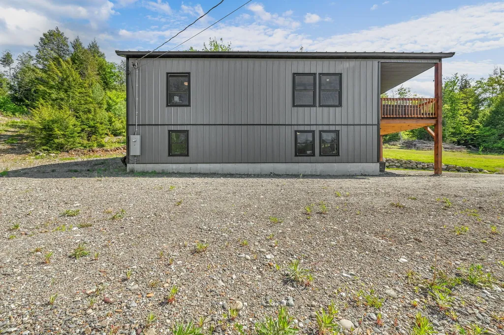 49 Tannery Loop Road Amherst ME 04605