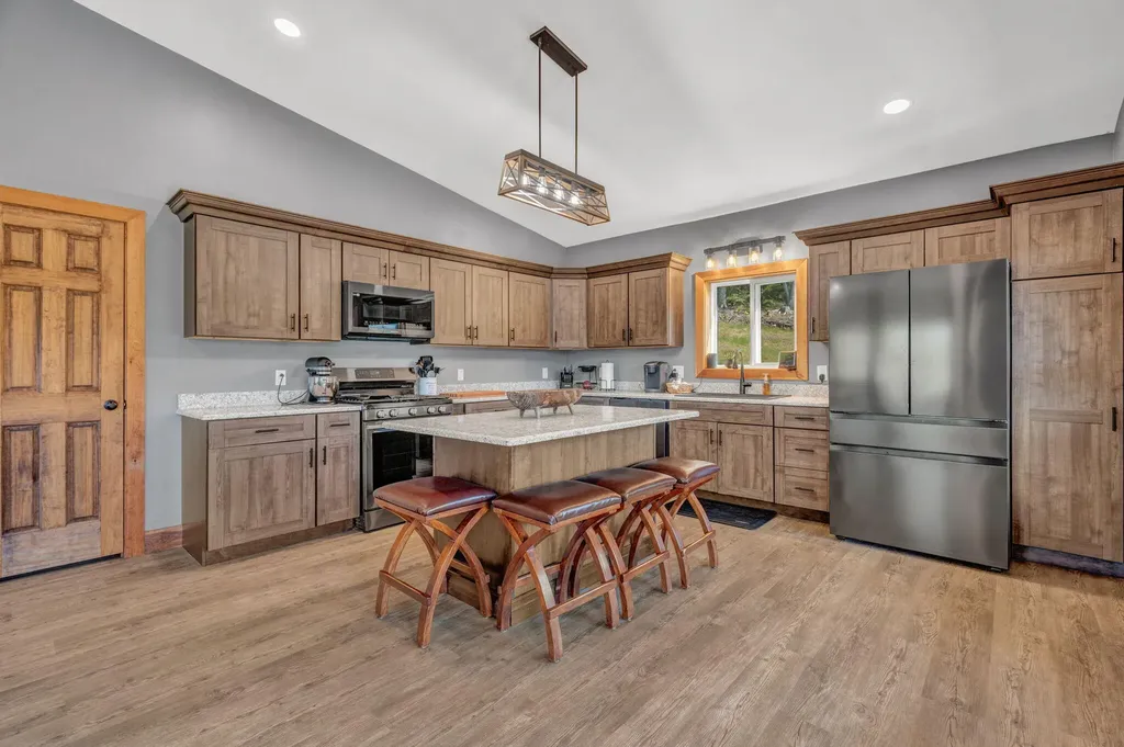 49 Tannery Loop Road Amherst ME 04605