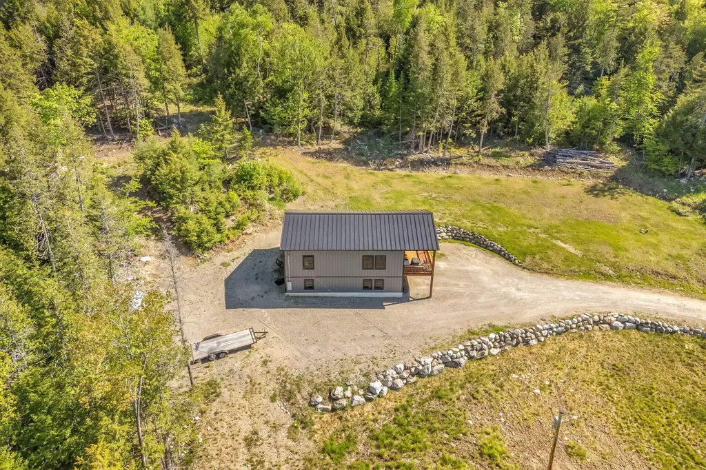 49 Tannery Loop Road Amherst ME 04605