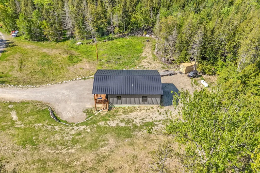 49 Tannery Loop Road Amherst ME 04605