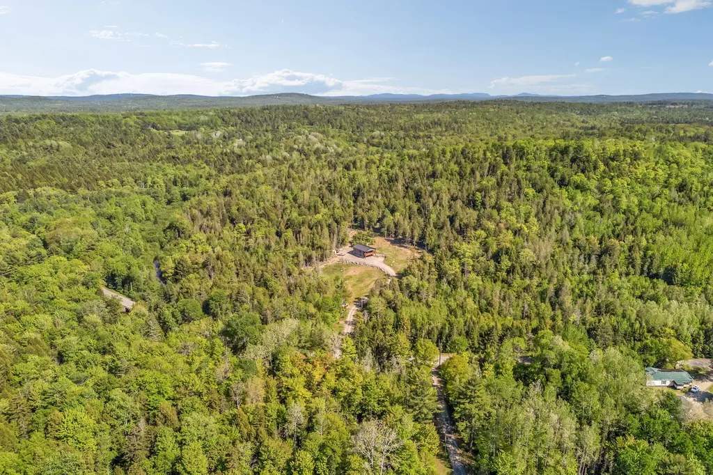 49 Tannery Loop Road Amherst ME 04605