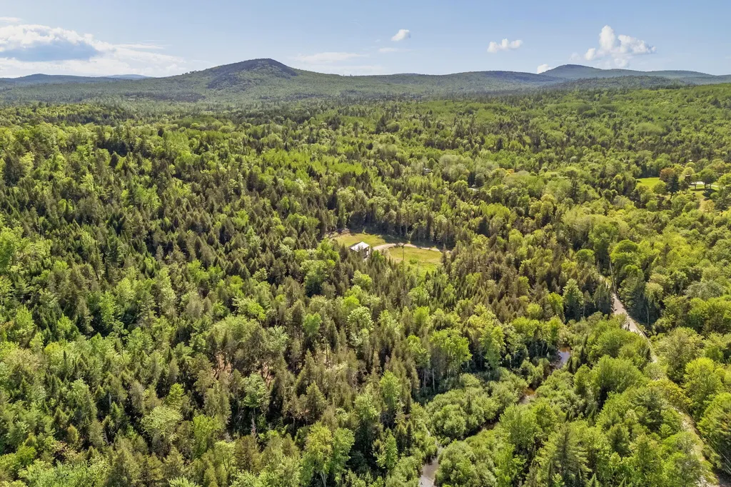 49 Tannery Loop Road Amherst ME 04605