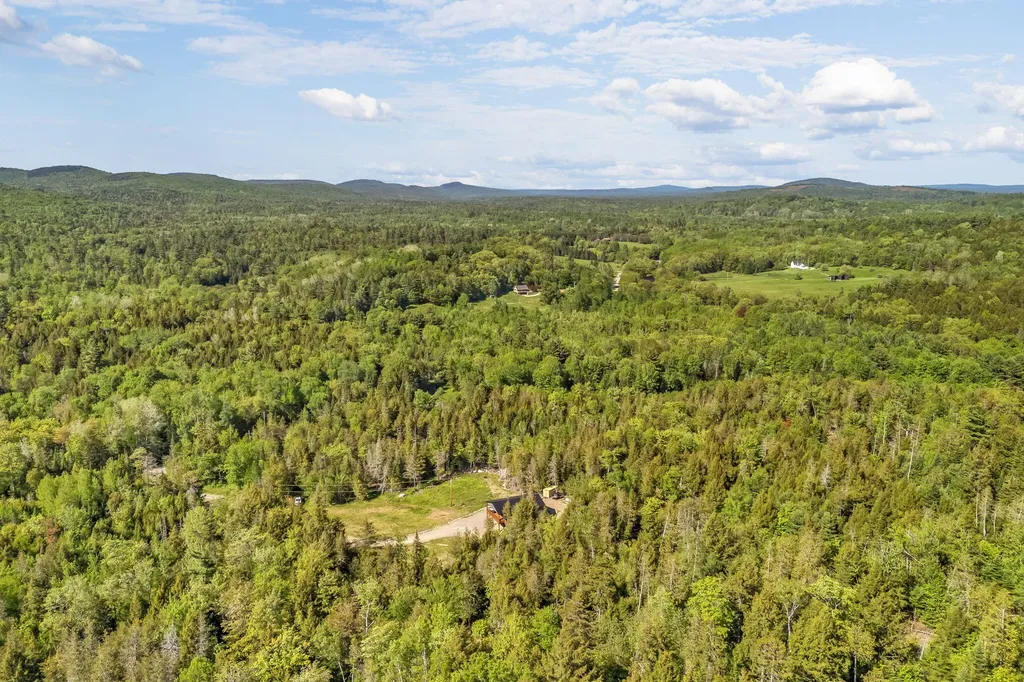 49 Tannery Loop Road Amherst ME 04605