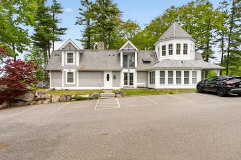 302 Eddy Road Edgecomb ME 04556