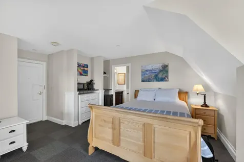 302 Eddy Road Edgecomb ME 04556