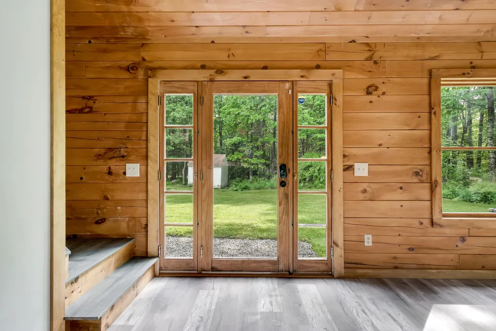 41 Sandy Point Road Vassalboro ME 04989