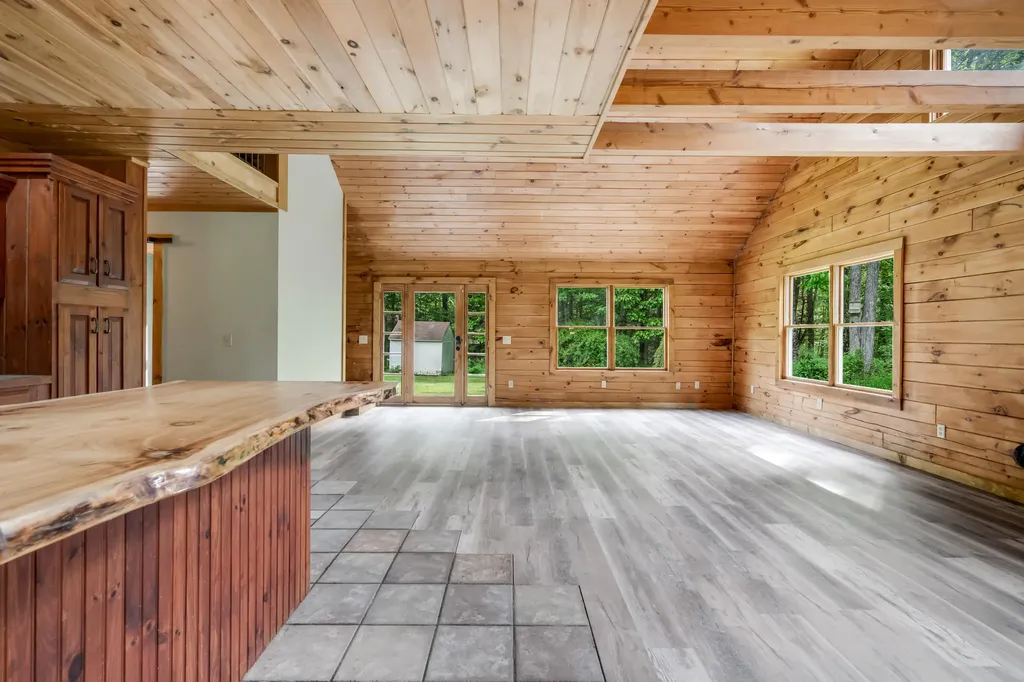 41 Sandy Point Road Vassalboro ME 04989