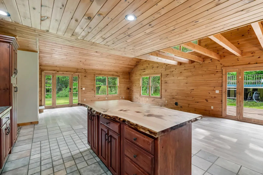 41 Sandy Point Road Vassalboro ME 04989