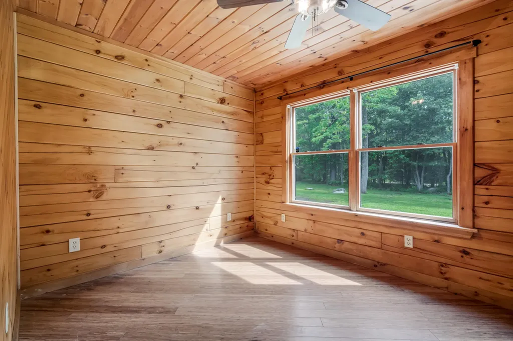 41 Sandy Point Road Vassalboro ME 04989