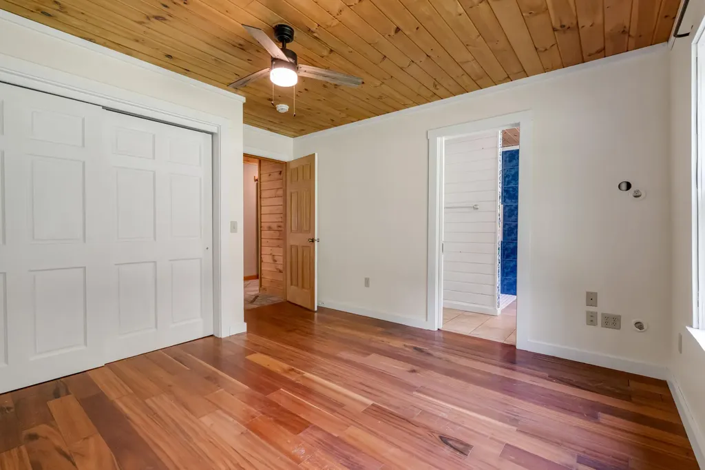 41 Sandy Point Road Vassalboro ME 04989