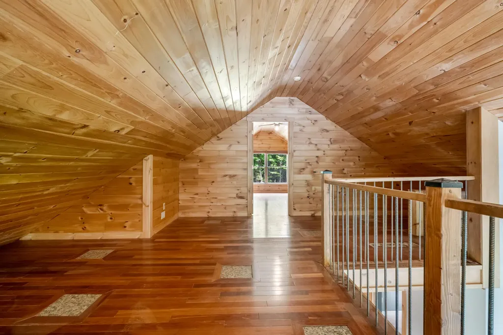 41 Sandy Point Road Vassalboro ME 04989