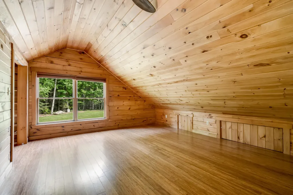 41 Sandy Point Road Vassalboro ME 04989