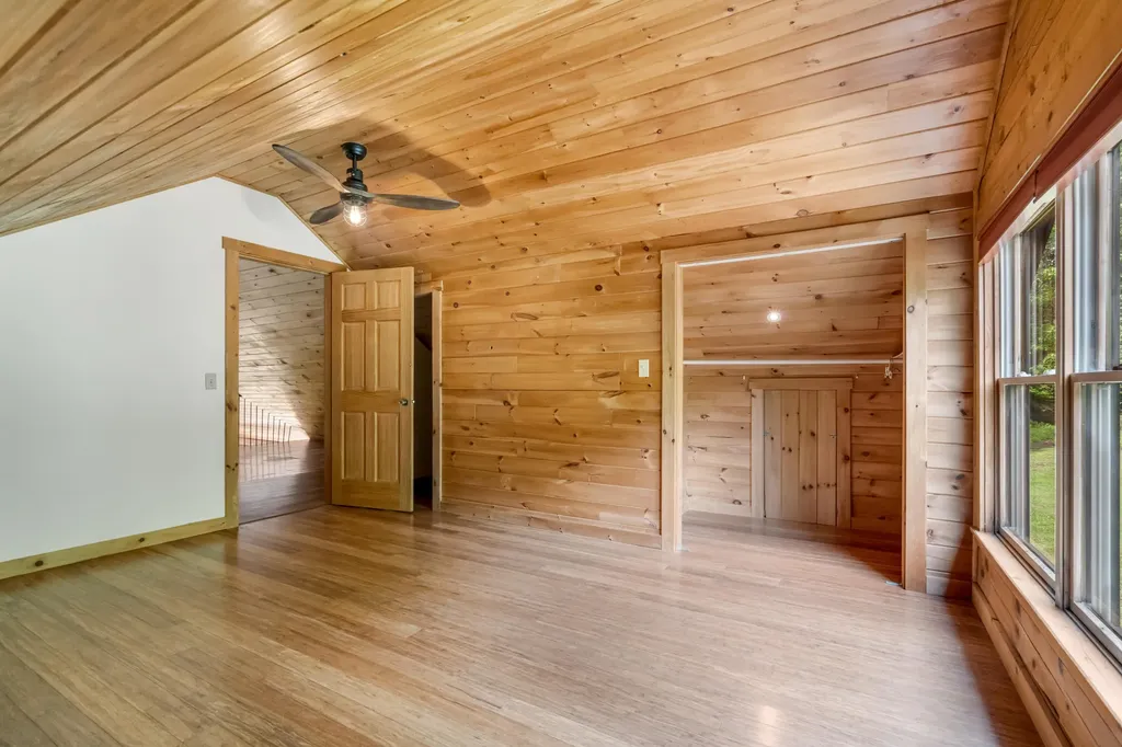 41 Sandy Point Road Vassalboro ME 04989