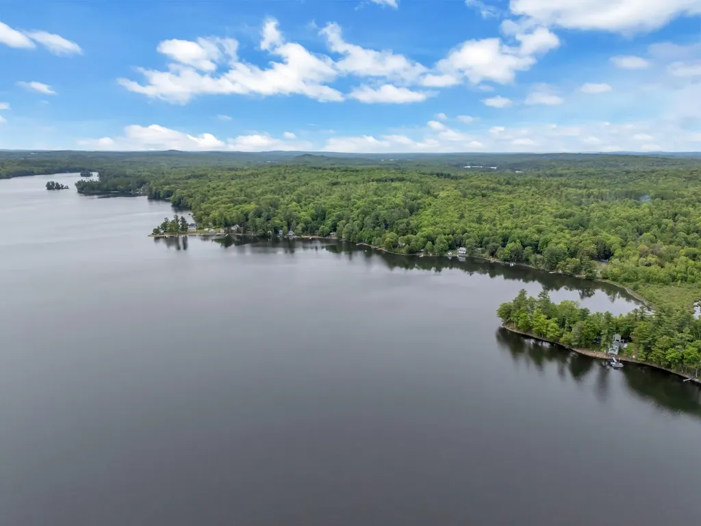 41 Sandy Point Road Vassalboro ME 04989