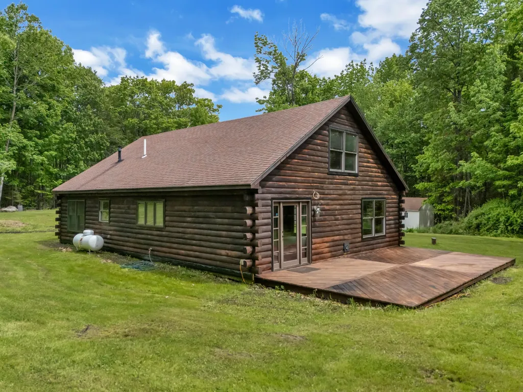 41 Sandy Point Road Vassalboro ME 04989