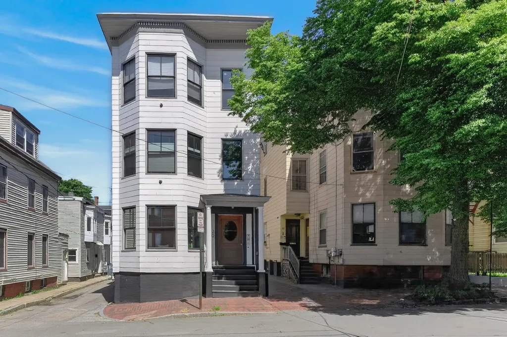 Portland ME, 20 Dow Street, Unit 1