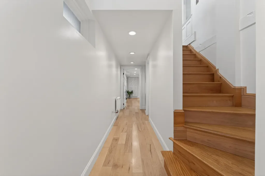 20 Dow Street Portland ME 04102