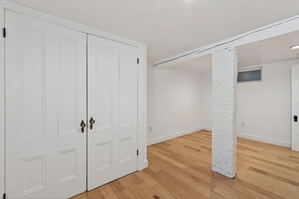 20 Dow Street Portland ME 04102