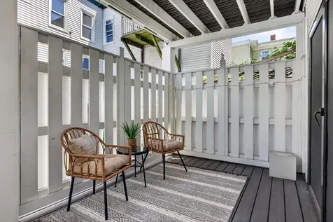 20 Dow Street Portland ME 04102