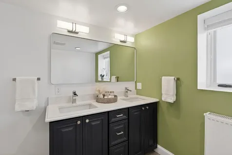 20 Dow Street Portland ME 04102