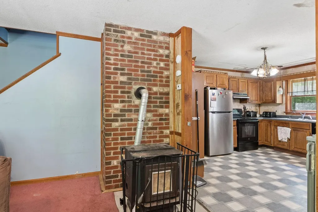 540 Allen Pond Road Greene ME 04236