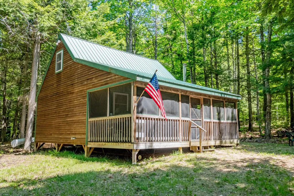 16 Beach View Road Dover-foxcroft ME 04426