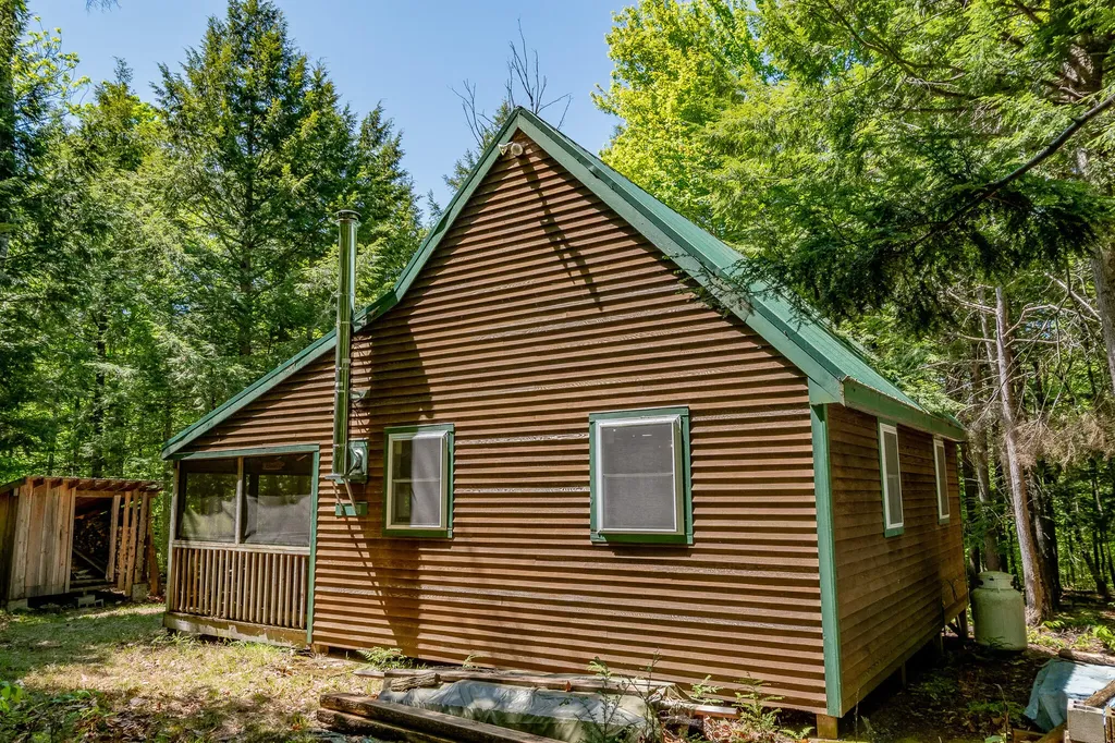 16 Beach View Road Dover-foxcroft ME 04426