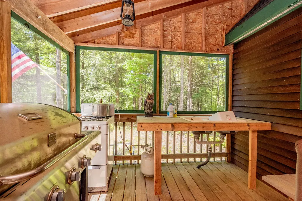 16 Beach View Road Dover-foxcroft ME 04426