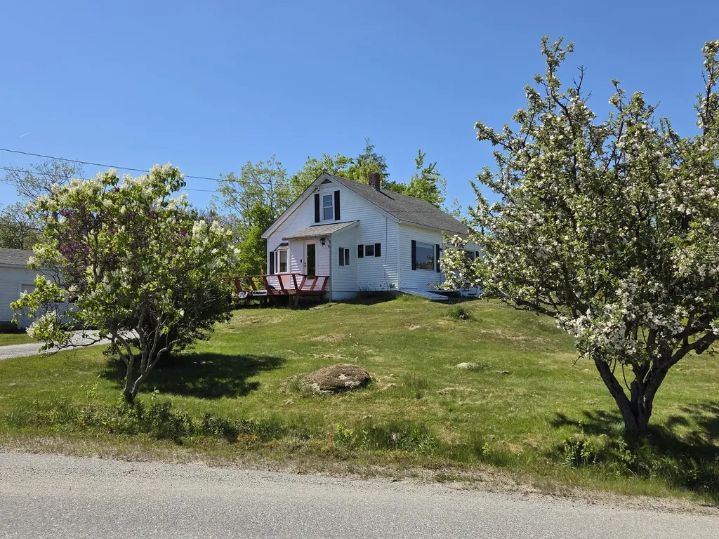 17 Cranberry Point Road Gouldsboro ME 04607
