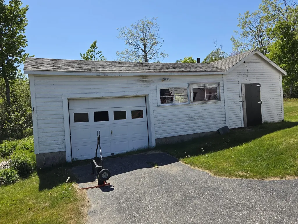 17 Cranberry Point Road Gouldsboro ME 04607