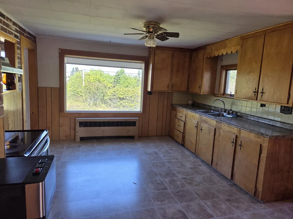17 Cranberry Point Road Gouldsboro ME 04607
