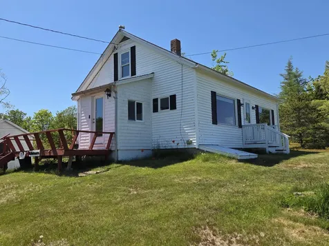 17 Cranberry Point Road Gouldsboro ME 04607