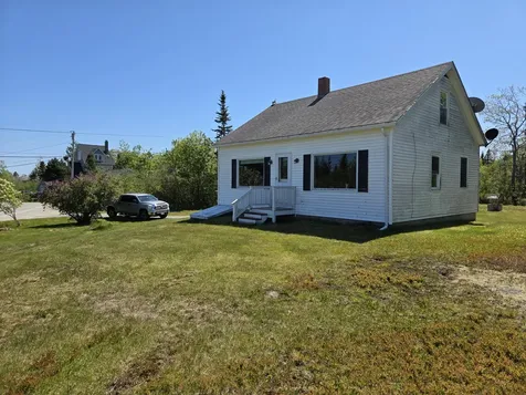 17 Cranberry Point Road Gouldsboro ME 04607