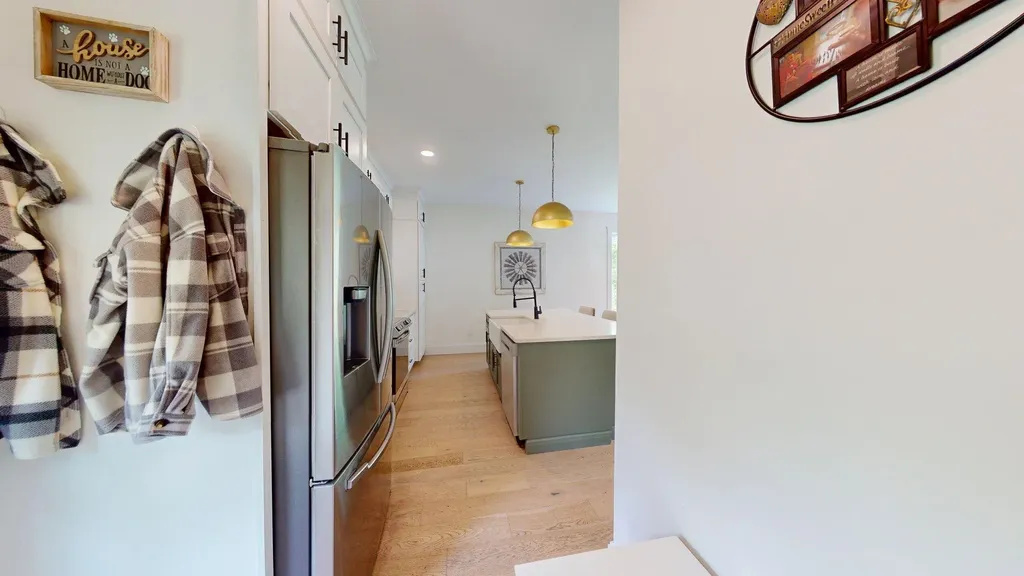 20 Emerald Drive Hampden ME 04444