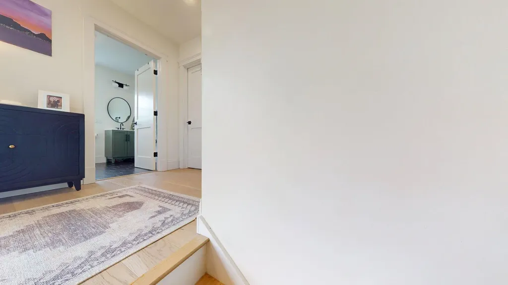 20 Emerald Drive Hampden ME 04444